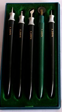 謄写版用鉄筆セット LION 5本組　B446-3