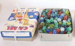 ビー玉　中錦（17mm）1箱200個入り1