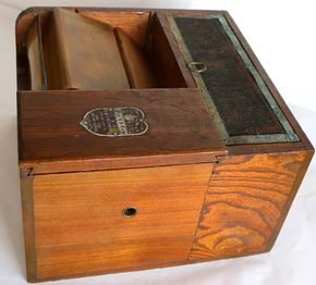 ぜんまい式ハエ取り器「ハイトリック-6